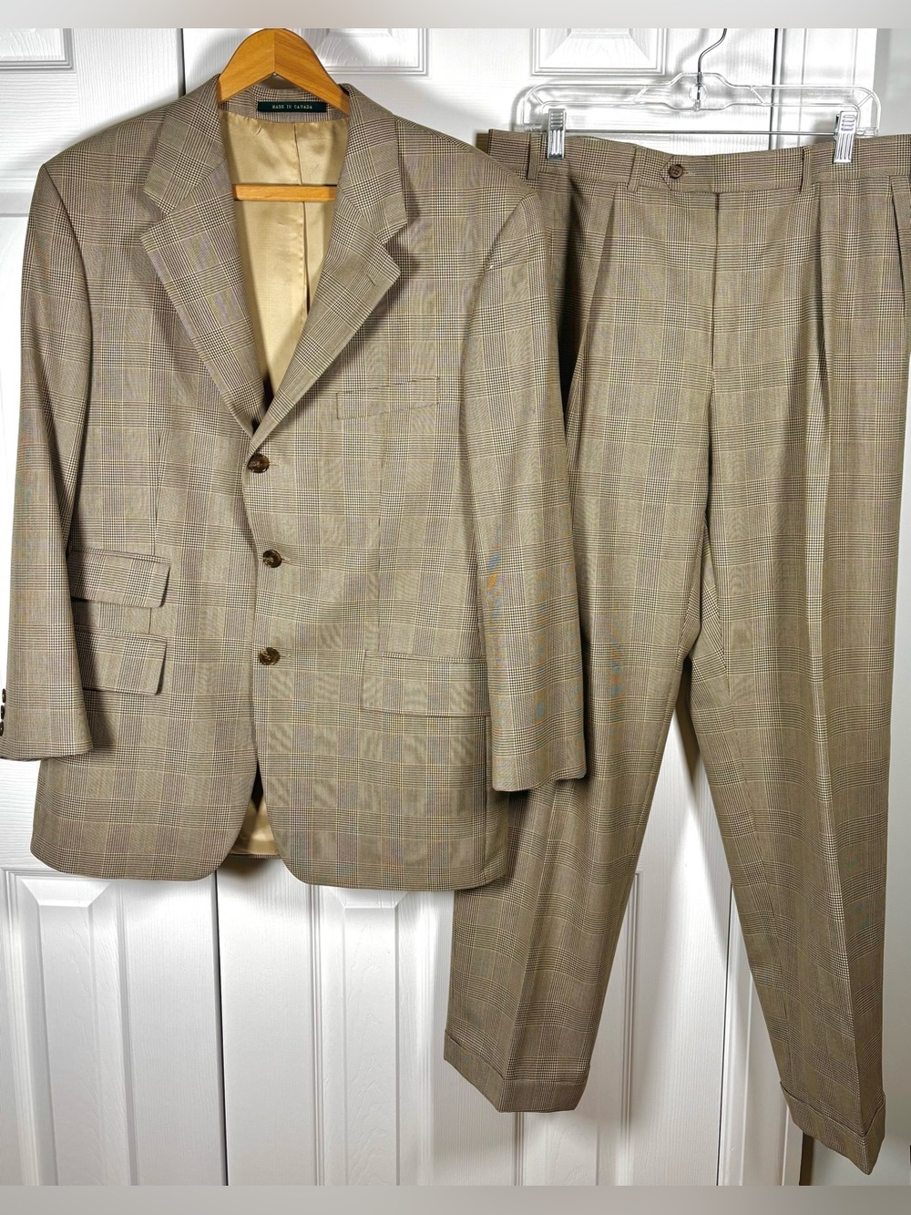 Lauren Ralph Lauren 2-piece Suit Light Tan Plaid 42R x 36